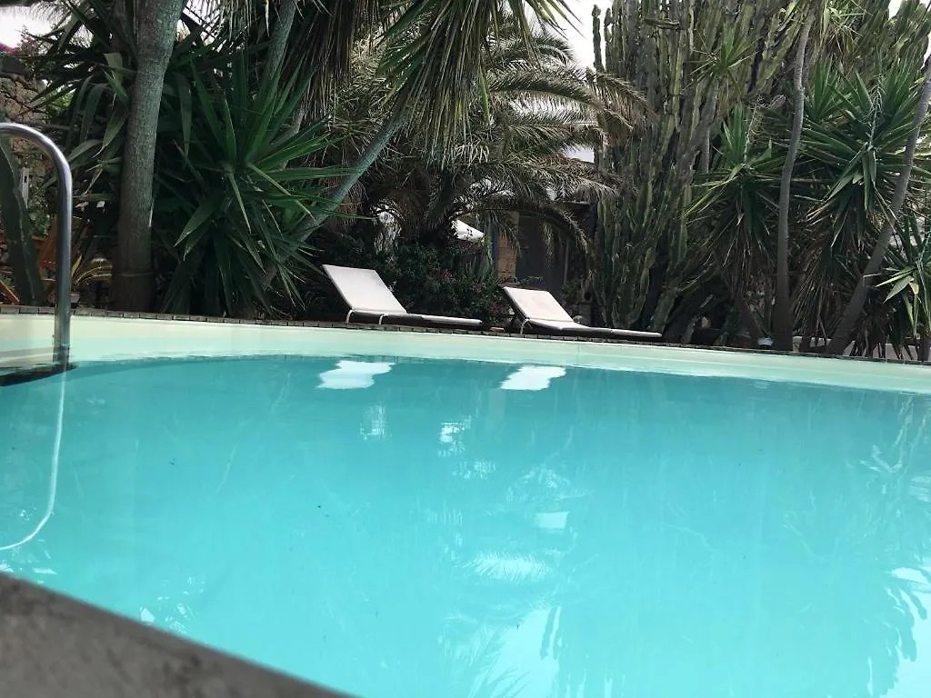 Bed and breakfast Cactus B&B Le Casette Di Marilena Pantelleria